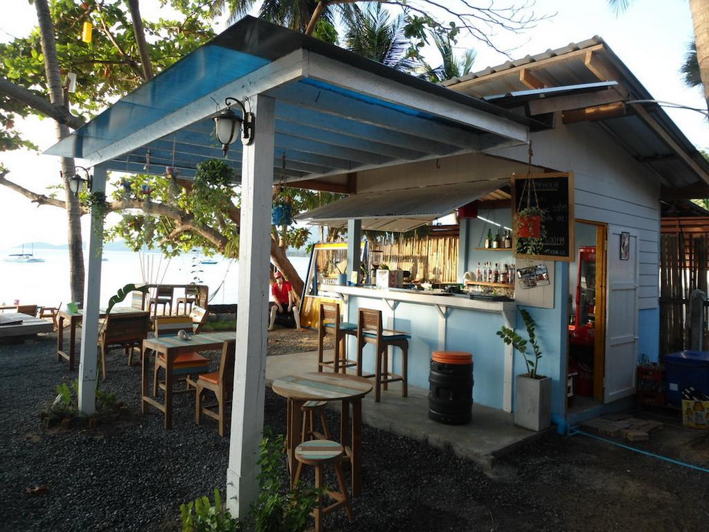 Think & Retro Cafe Lipa Noi Samui Vandrehjem Eksteriør billede